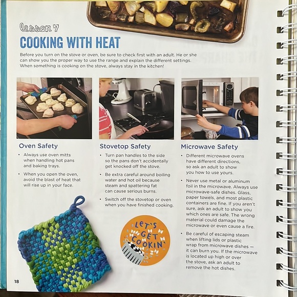 Cooking Class: 57 Fun Recipes Kids Will Love to Make (and Eat!) Deanna F. Cook - Picture 8 of 12